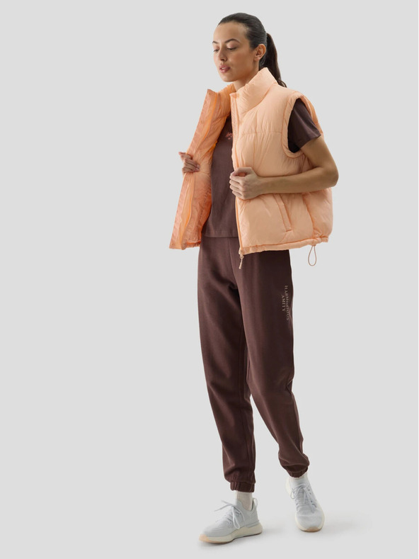 4F Дамска пухена жилетка с пълнеж от синтетични пера 4F