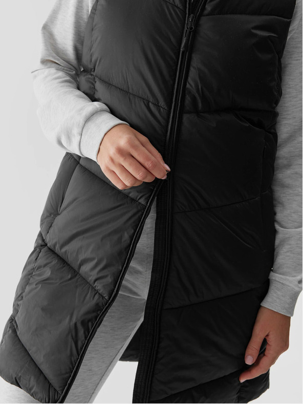 4F Дамска пухена жилетка с пълнеж от синтетични пера 4F