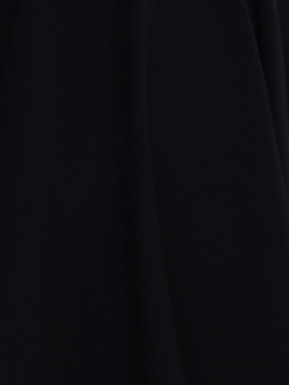 numoco Уникална рокля с по-дълъг гръб - черна Numoco