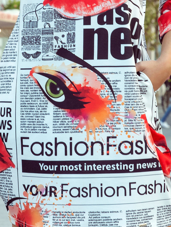 numoco Удобна рокля с големи размери - модел с вестници Numoco SOPHIE