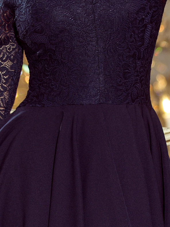 numoco Ексклузивна рокля с дантела - тъмно синя Numoco NICOLLE