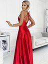 numoco Сатенена дълга рокля с изрязан гръб - червена Numoco PERLA