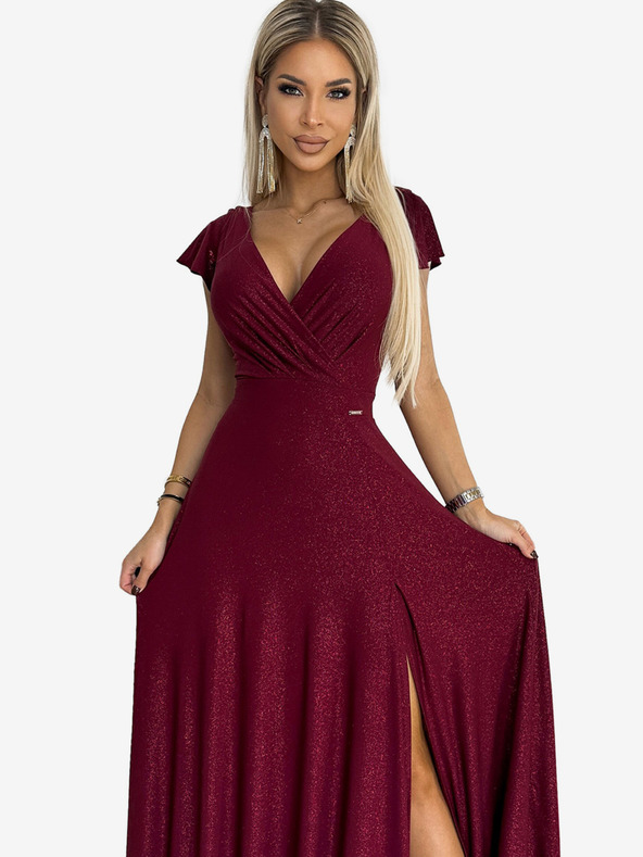 numoco Блестяща дълга рокля с деколте - бургундско Numoco CRYSTAL