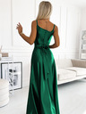 numoco Елегантна дълга сатенена рокля с деколте - зелена Numoco JULIET