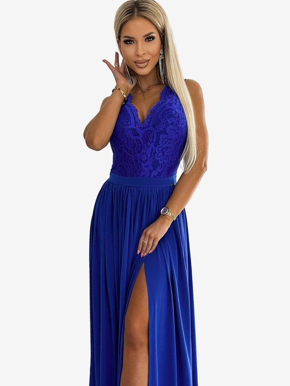 numoco Дълга рокля с дантелено деколте - синя Numoco LEA