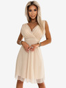 numoco Елегантна рокля от тюл с деколте и панделка - бежова Numoco CELESTINA