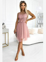 numoco Дамска рокля с гипюр и фин тюл - прахообразно розово Numoco CATERINA