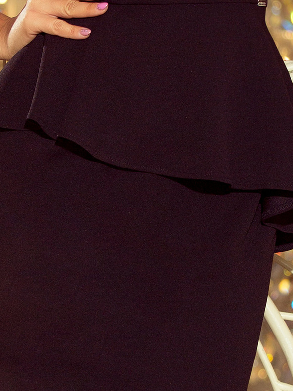 numoco Елегантна миди рокля с волани - черна Numoco