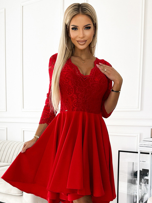 numoco Рокля с дантелено деколте и по-дълъг гръб - червена Numoco NICOLLE