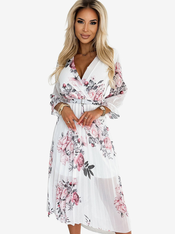 numoco Плисирана миди рокля с деколте и колан - роза на бял фон Numoco YUNA