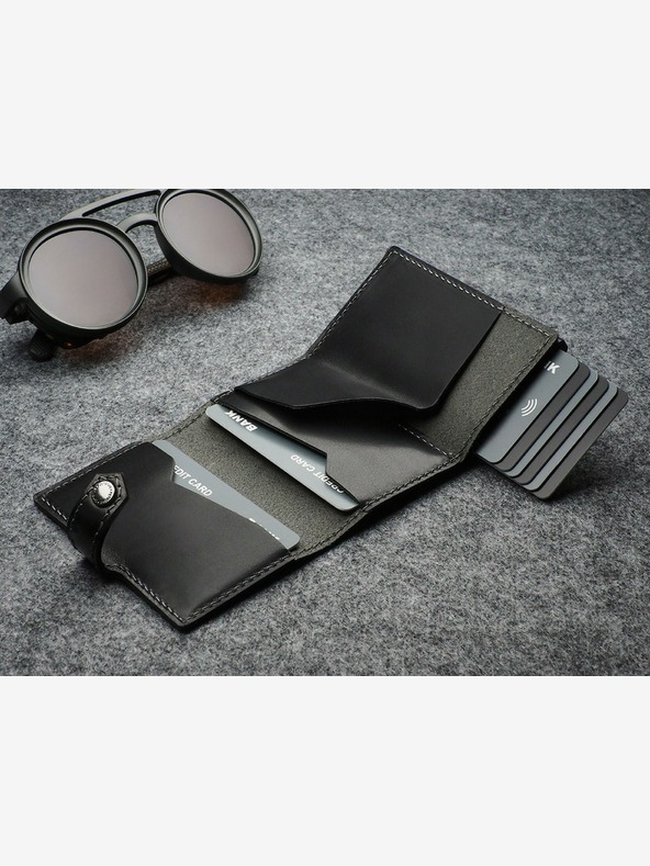 Pularys Pularys мъжки кожен портфейл Hiker Black 211114101