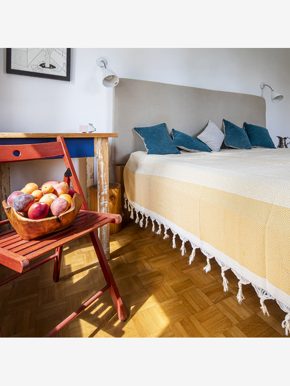 Balkanova Памучно хвърляне Nefes IV - медено жълто