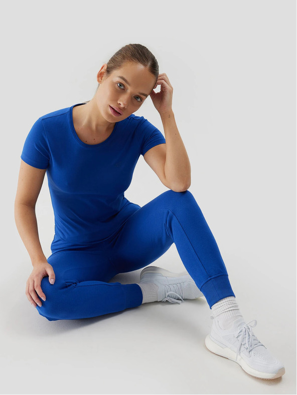 4F 4F Дамска тениска с вталена кройка