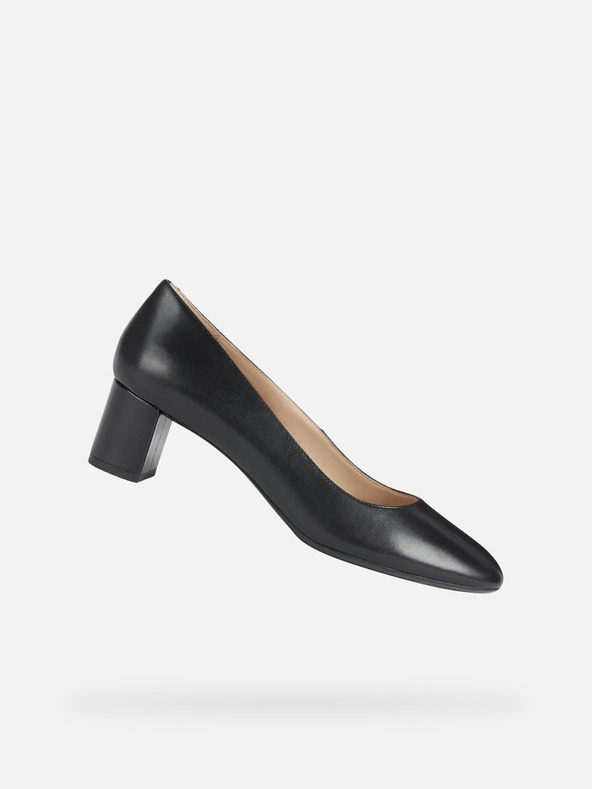 Geox Черни дамски обувки Geox Pheby 50