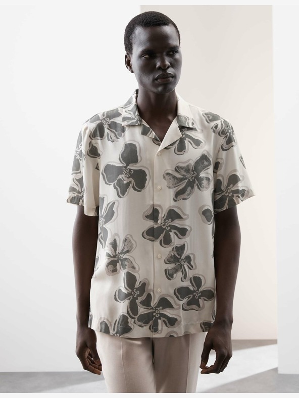 Marks & Spencer Флорална блуза с кубинска яка Marks & Spencer в бяло