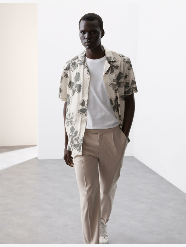 Marks & Spencer Флорална блуза с кубинска яка Marks & Spencer в бяло