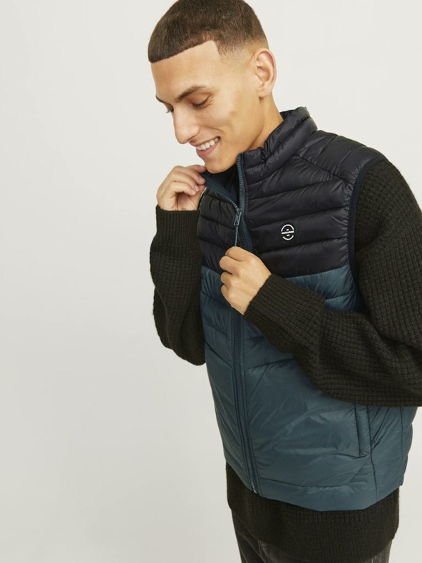 Jack & Jones Черно-синя мъжка ватирана жилетка Jack & Jones