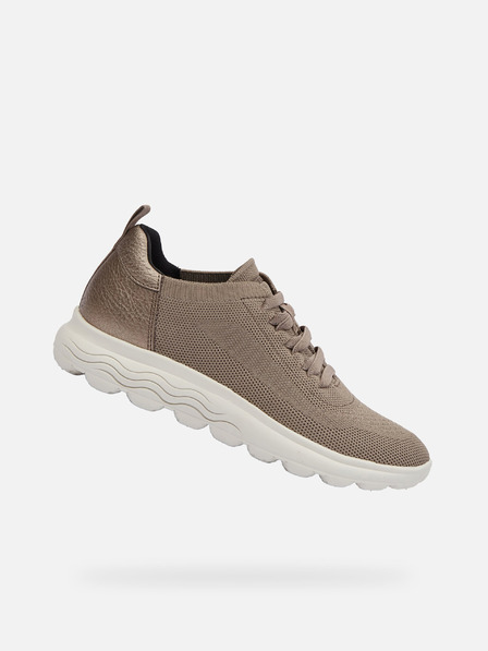 Geox Geox Spherica Бежови дамски маратонки