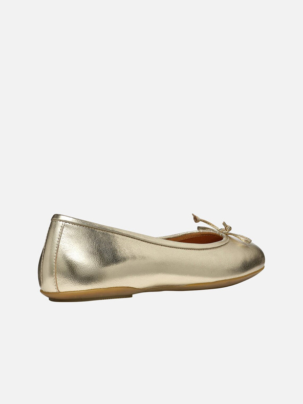 Geox Златни дамски балерини Geox Palmaria