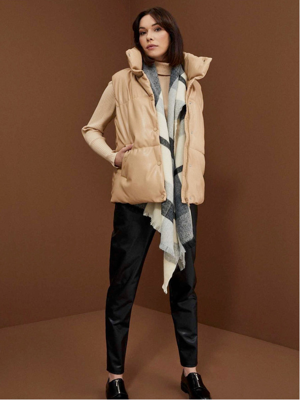 Moodo Бежова ватирана дамска жилетка Moodo