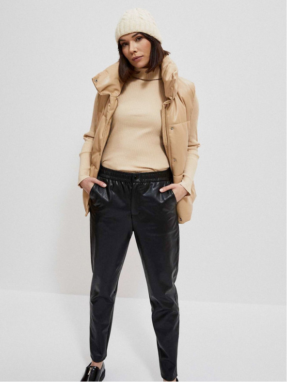 Moodo Бежова ватирана дамска жилетка Moodo