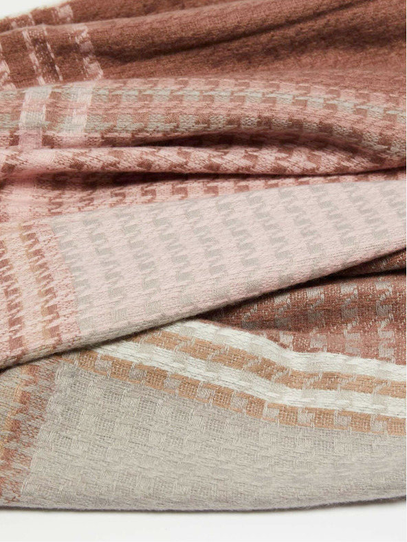 Moodo Шал с фино каре с декоративна нишка