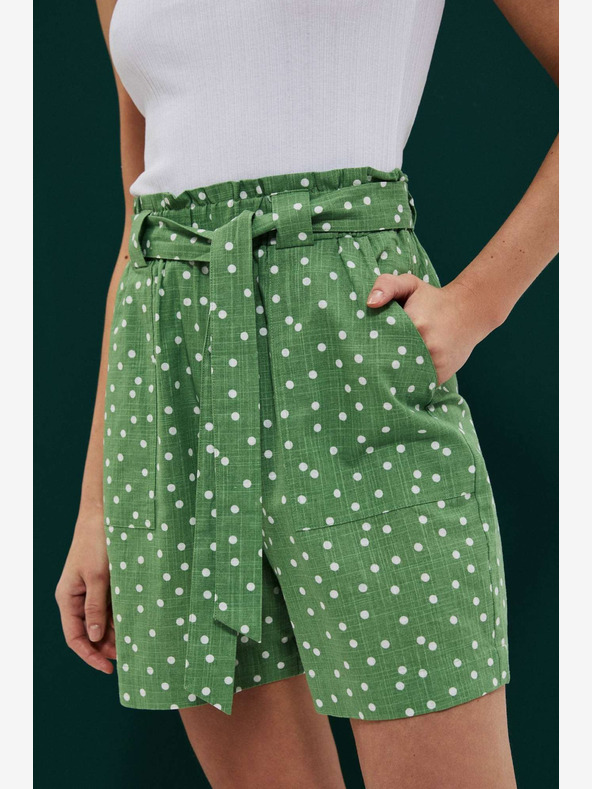Moodo Зелени дамски къси панталони на точки Moodo