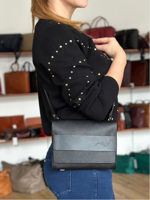 Elega Черна дамска чанта Elega Nosme