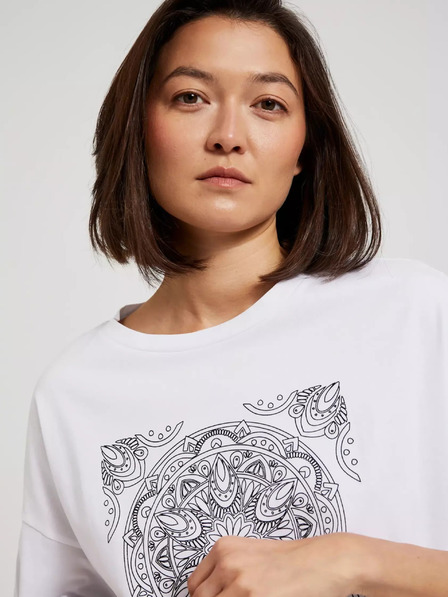 Moodo Дамска тениска с щампа Moodo