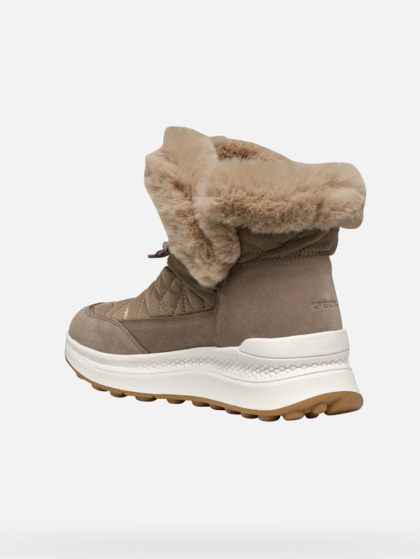 Geox Бежови дамски боти Geox Spherica Actif X2