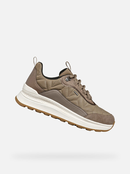 Geox Бежови дамски маратонки Geox Spherica Actif X2