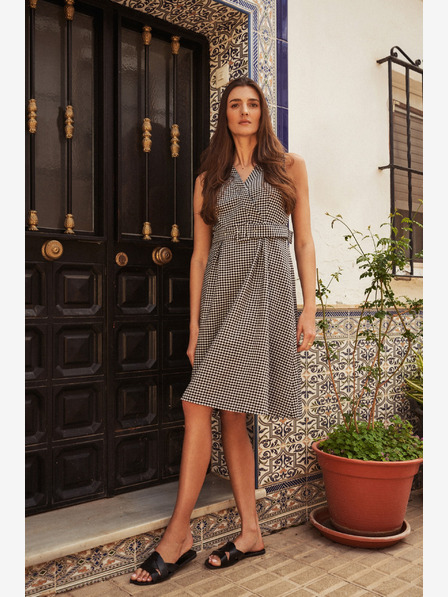 Moodo Черно-бяла рокля Moodo