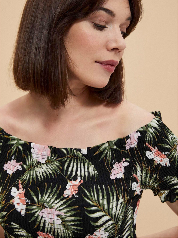 Moodo Рокля от вискоза с шарки Moodo