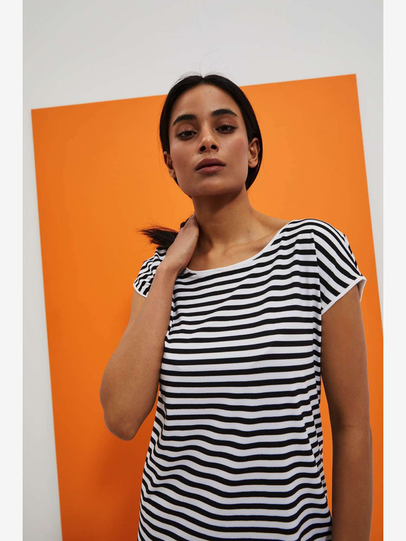 Moodo Рокля на бели и черни райета Moodo