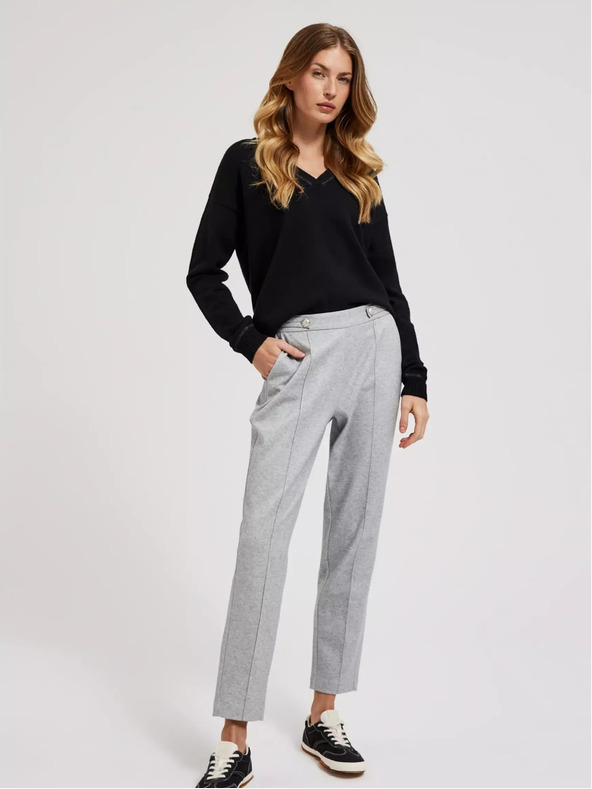 Moodo Черен пуловер с V-образно деколте и дълъг ръкав Moodo