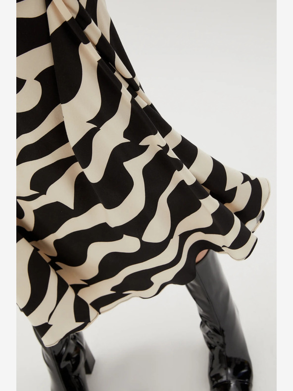 Moodo Бежово-черен дамски шарен шал Moodo