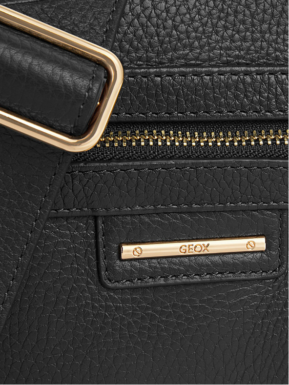 Geox Черна дамска чанта Geox Blandine