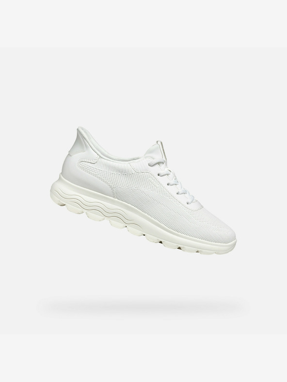 Geox Бели дамски маратонки Geox Spherica Plus