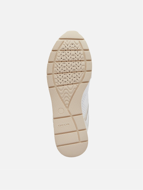 Geox Бели дамски маратонки Geox Zosma