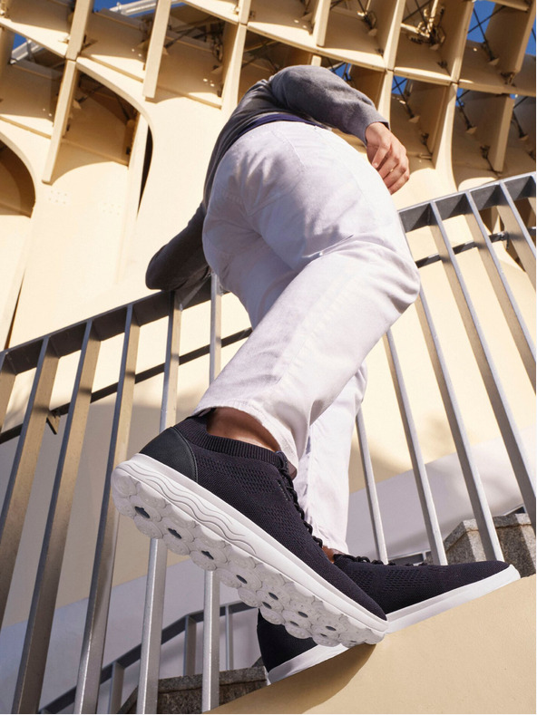 Geox Тъмно сини мъжки маратонки Geox Spherica