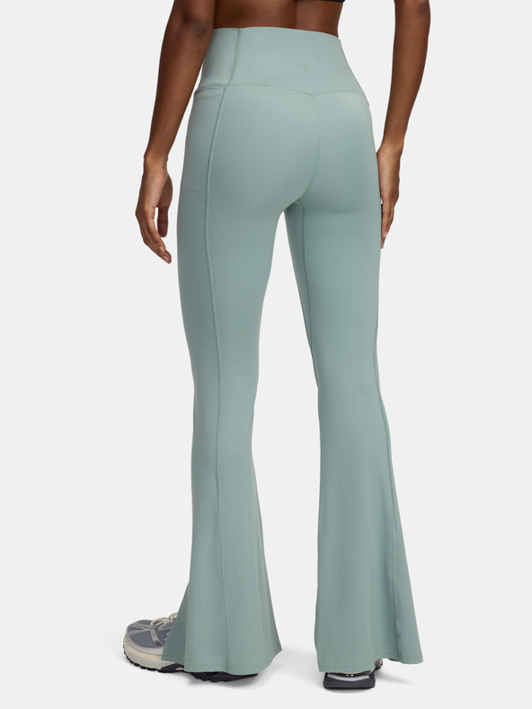 Under Armour Дамски панталон Meridian Kick Flare на Under Armour