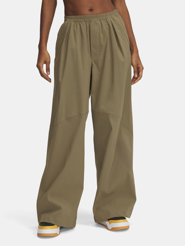 Under Armour Дамски спортни панталони Under Armour UA Unstoppable Wvn Parachute