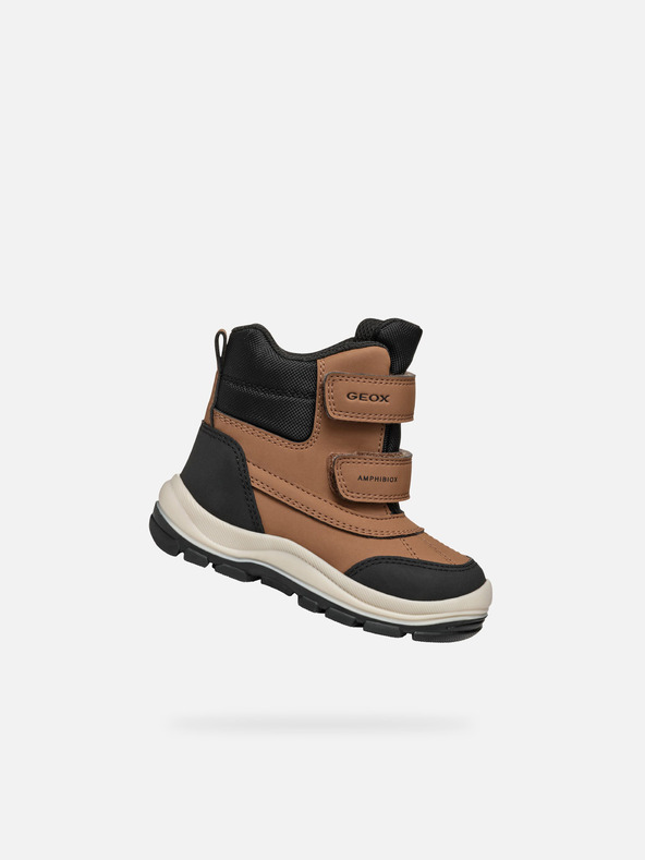 Geox Кафяви зимни обувки за момчета Geox Flanfil B Abx