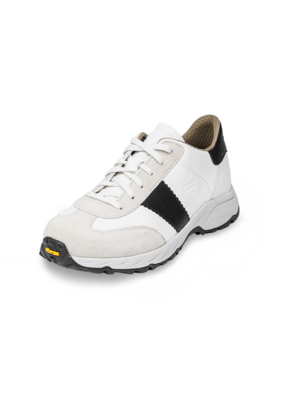 Vasky Botas Nordic Shadow - Дамски кожени туристически спортни обувки бяло-черни, българско производство от Злин