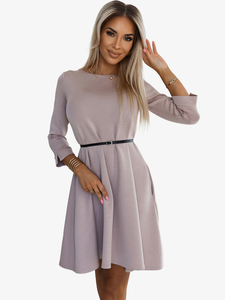 numoco Класическа рокля с трапец и черен колан - бежова Numoco