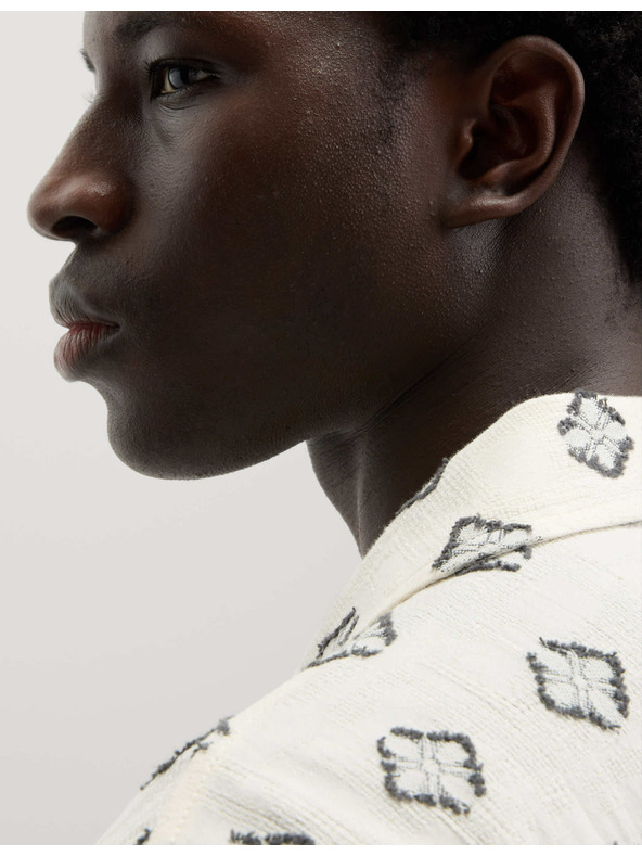 Marks & Spencer Риза от чист памук с геометричен принт Marks & Spencer кремава