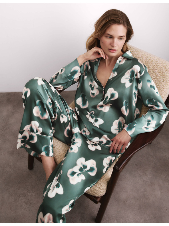 Marks & Spencer Сатенени цветни пижамени панталони Marks & Spencer зелена