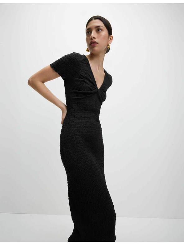 Marks & Spencer Трикотажни текстурирани миди прилепнали рокли с V-образно деколте Marks & Spencer