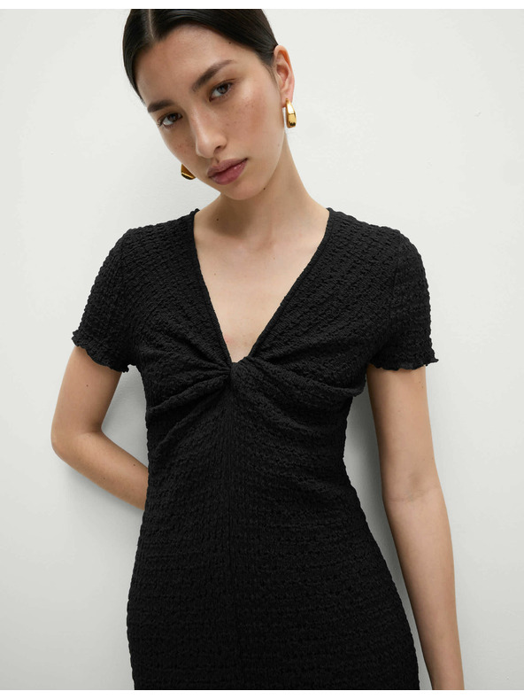 Marks & Spencer Трикотажни текстурирани миди прилепнали рокли с V-образно деколте Marks & Spencer