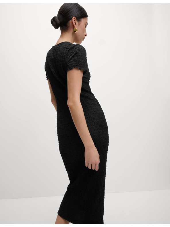 Marks & Spencer Трикотажни текстурирани миди прилепнали рокли с V-образно деколте Marks & Spencer